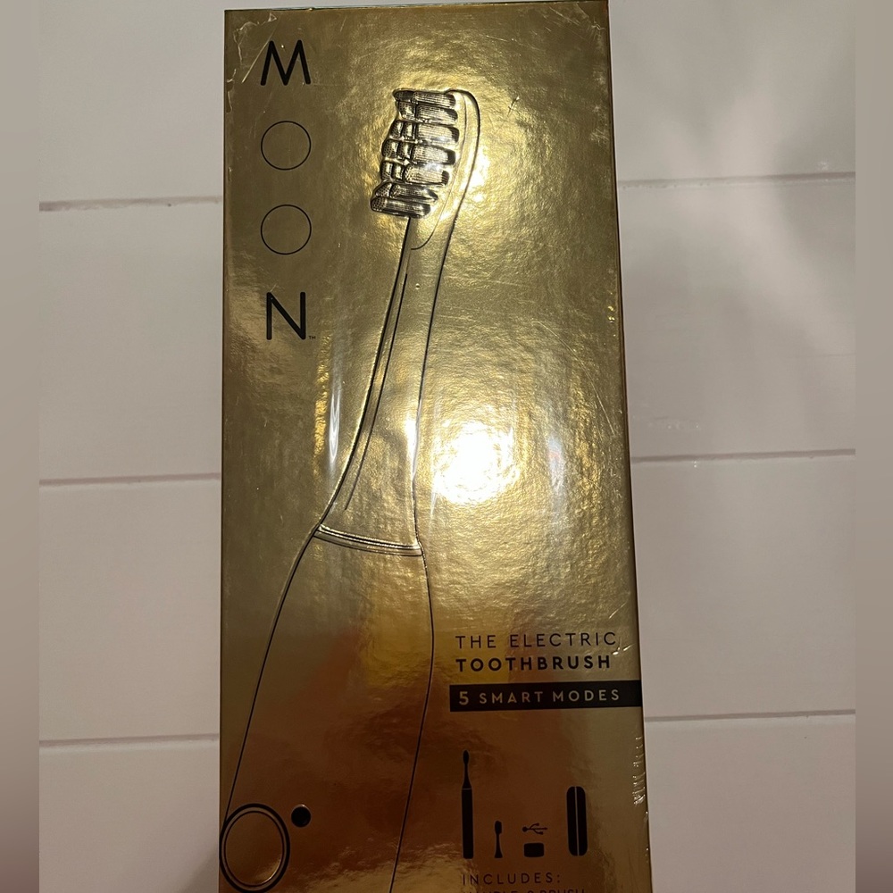 NWT MOON Electric Toothbrush
